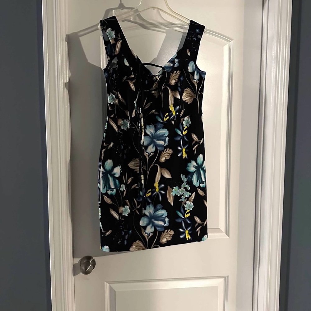 Floral print sundress knee length front strings